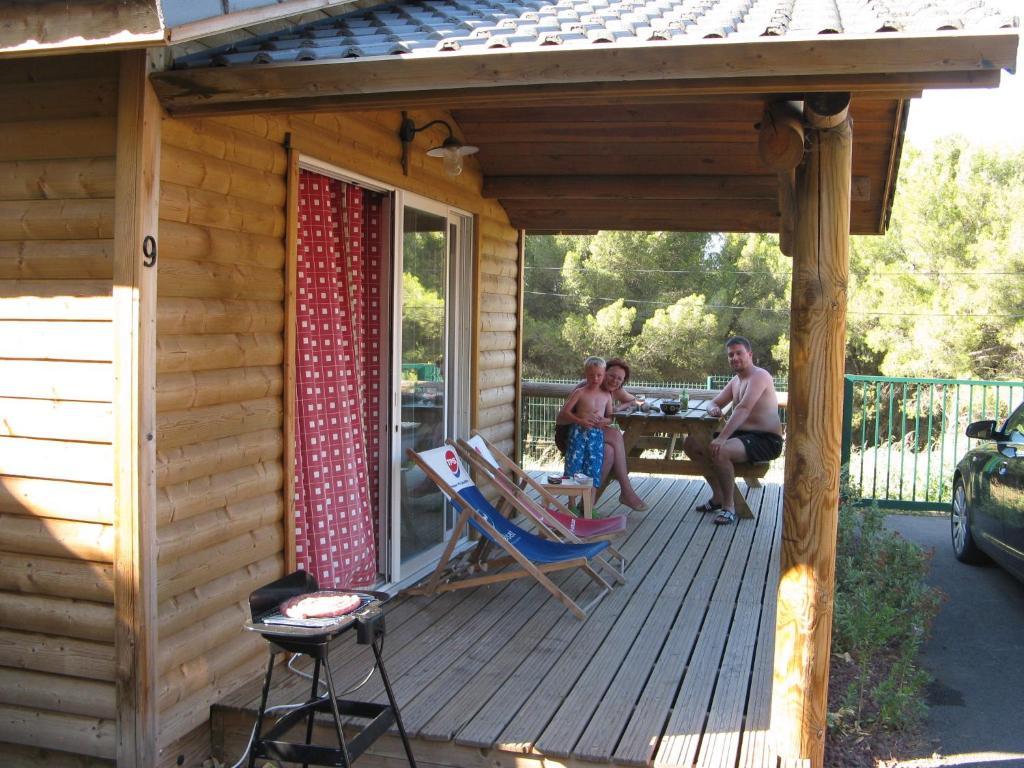 Parc Residentiel Les Hauts De Baldy Agde Exterior photo